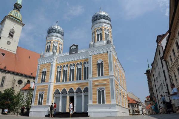 Postavia znovu Bratislavskú synagógu?