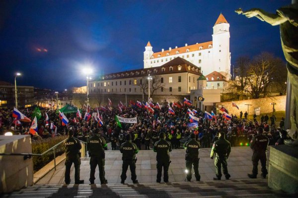 týždeň v utorok: Nebojme sa toho davu, v skutočnosti je to len okraj