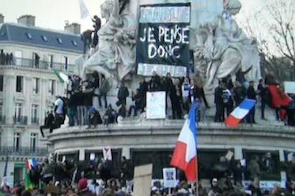 Paríž pochoduje proti terorizmu
