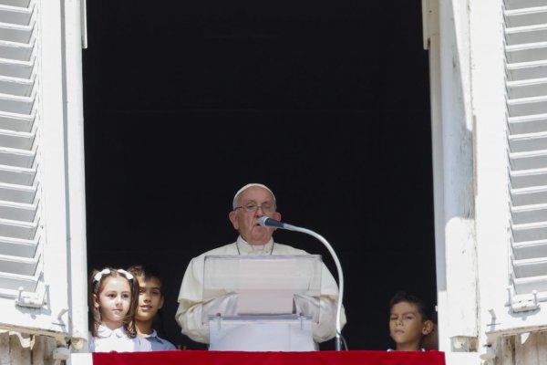 Pápež navrhuje možné požehnanie pre zväzky osôb rovnakého pohlavia