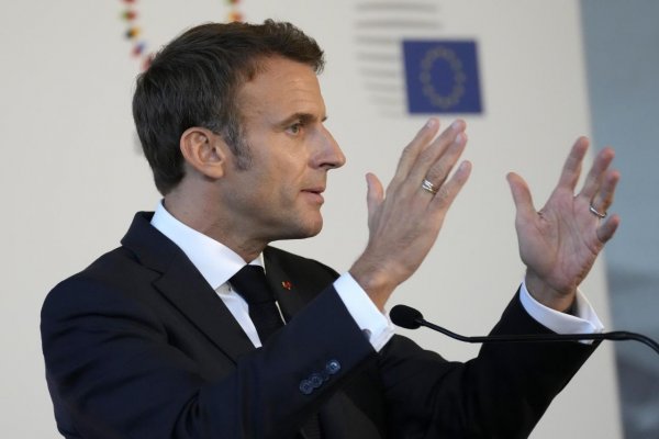 Macron žiada solidaritu Nemecka v otázke energií