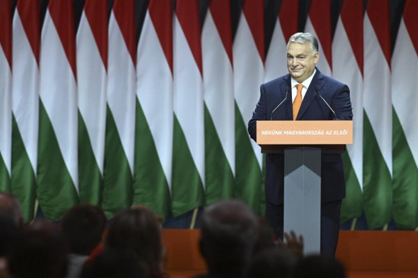  Orbán sa v januári stretne s Ficom