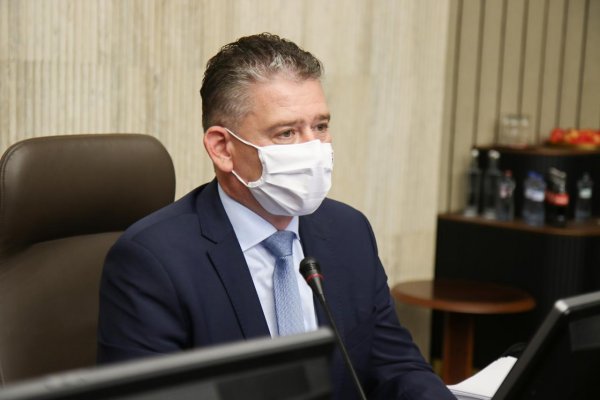 Vláda nesúhlasí s návrhom na odvolanie ministra vnútra Romana Mikulca